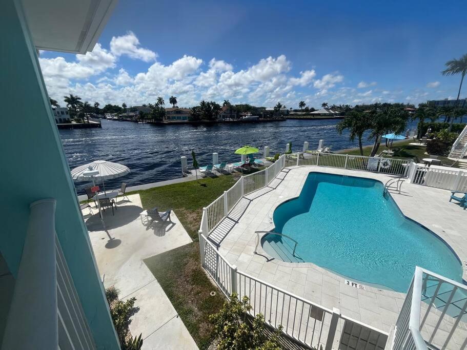 Aloha Apartments On The Intracoastal-Walk To The Beach * Pompano Beach