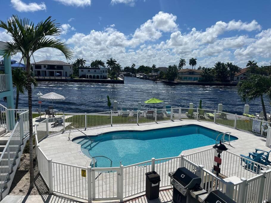 Aloha Apartments On The Intracoastal-Walk To The Beach Aparthotel *
